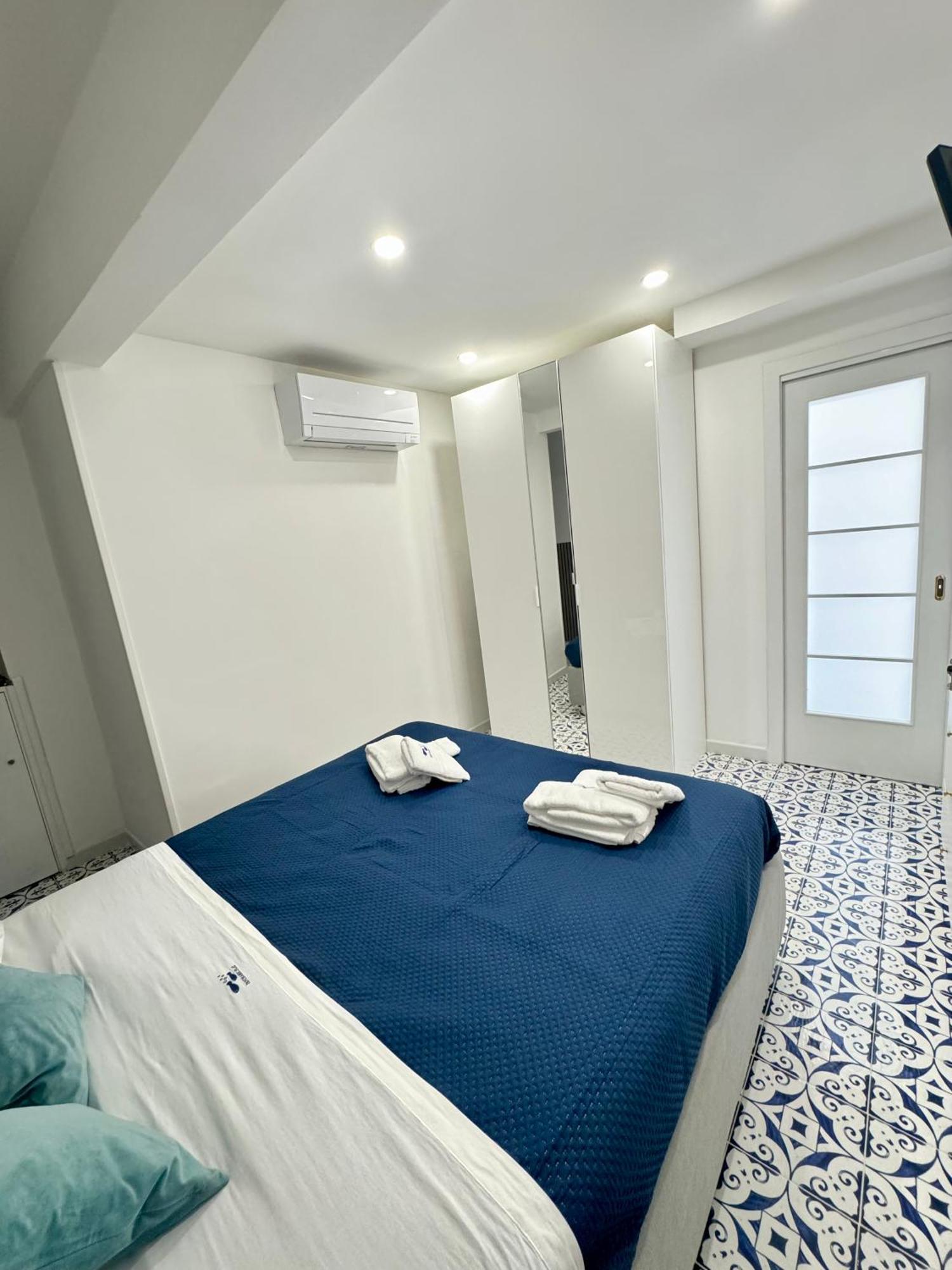 Апартаменты Panoramic Flat Amalfi Coast - Sea View 1 Виетри Экстерьер фото