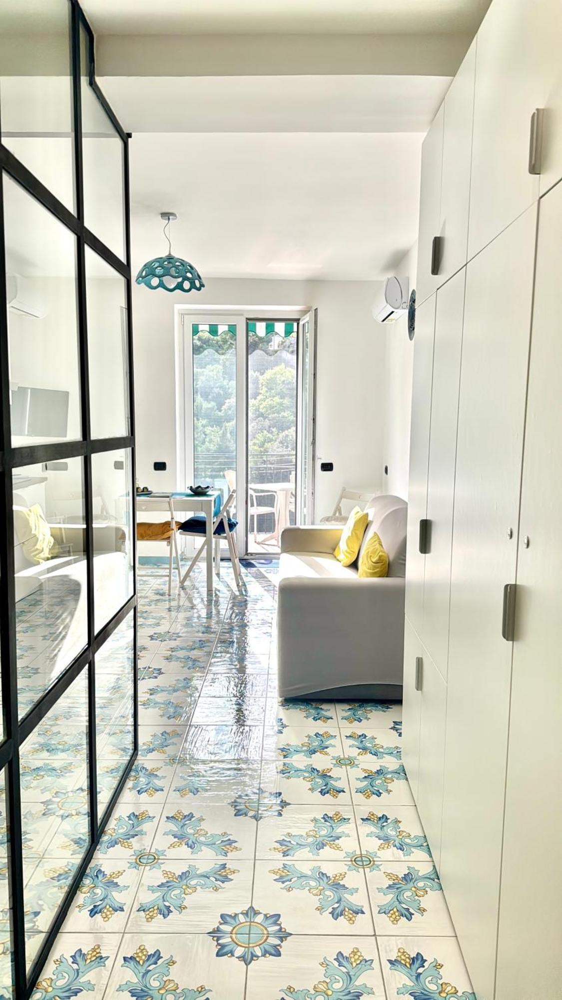 Апартаменты Panoramic Flat Amalfi Coast - Sea View 1 Виетри Экстерьер фото